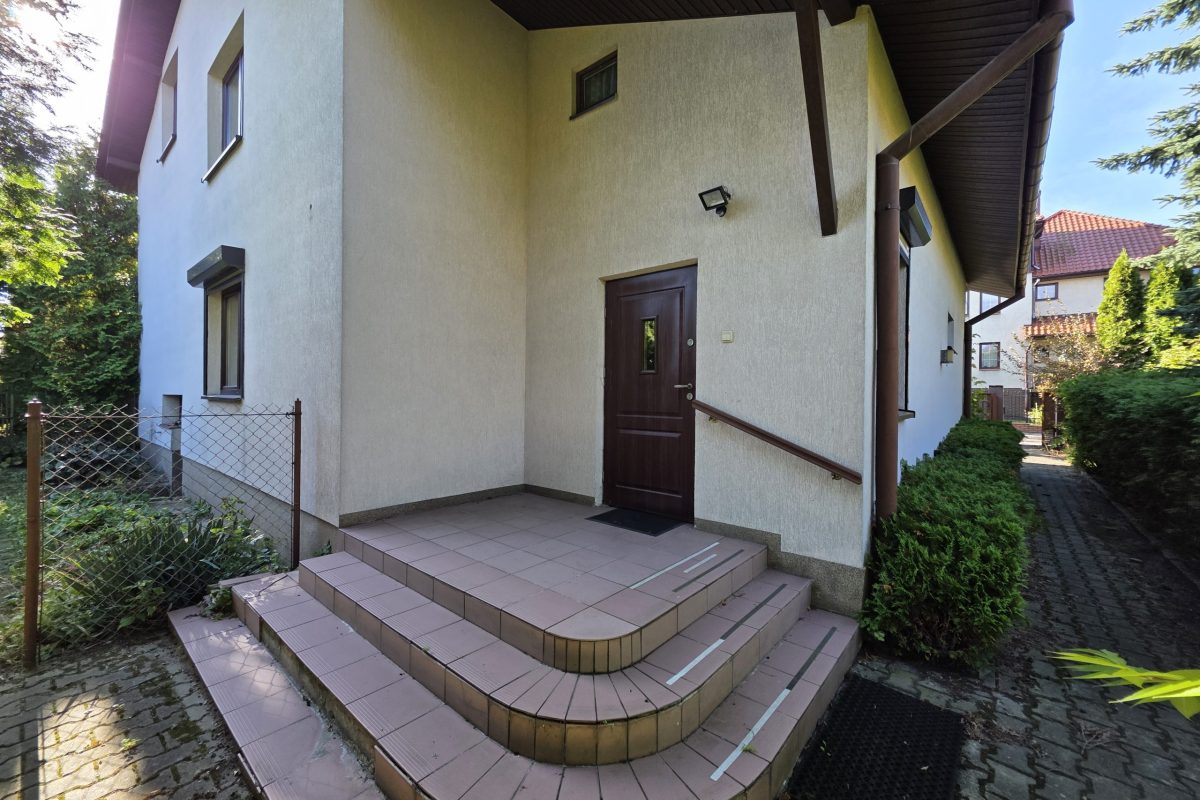 Dom 6 pokoi 193 m² | Ciechanów | ul. P. Gojawiczyńskiej